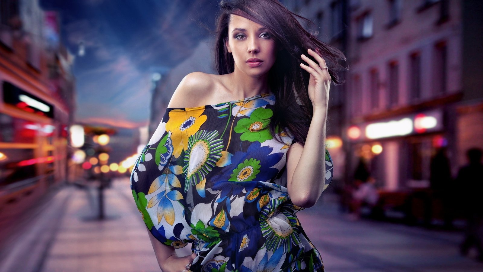 Fashion-girl-at-night-city-street_1920x1080